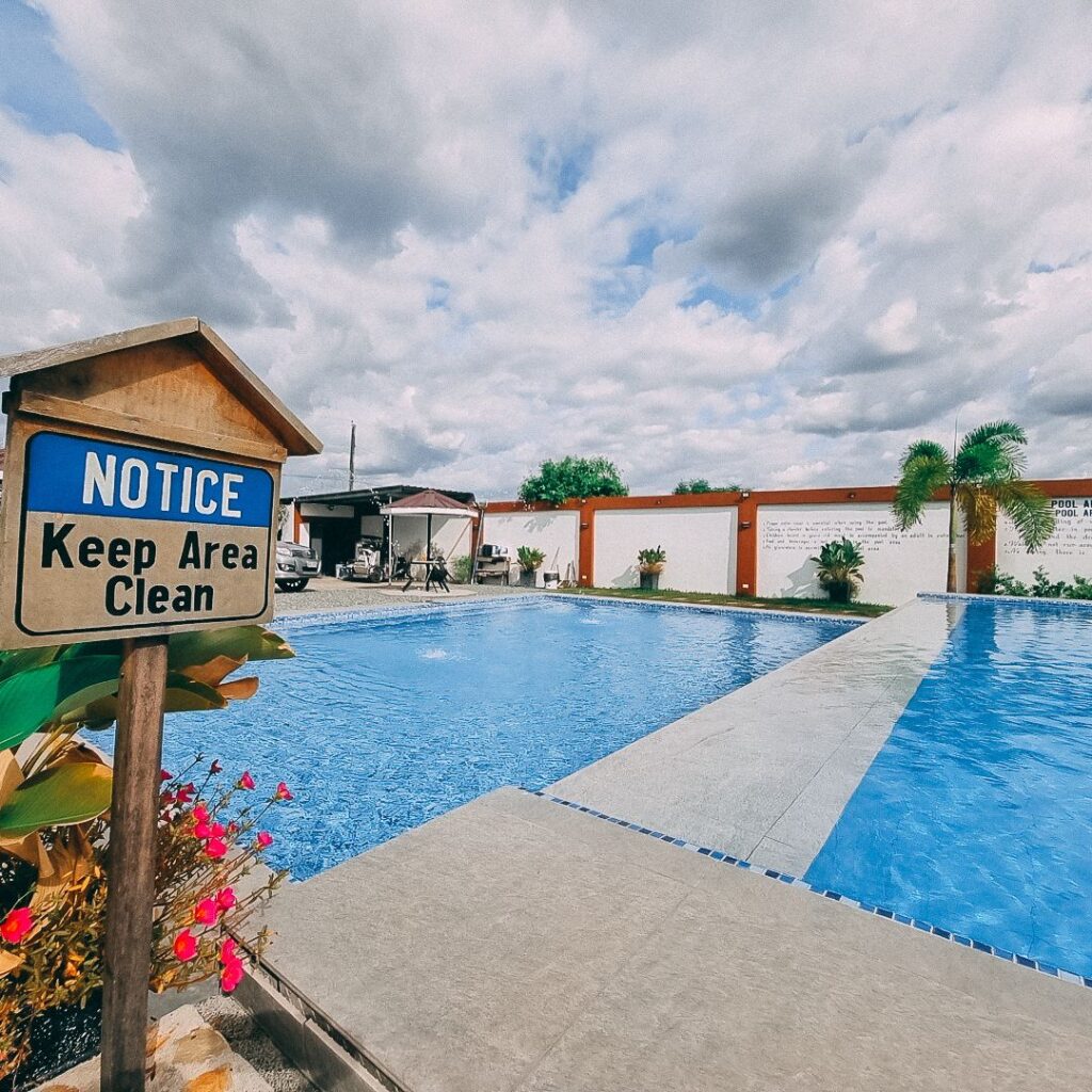 Heidi Sanctuary is a resort partnered with Cocotel that is 50 minutes away from Clark International Airport.